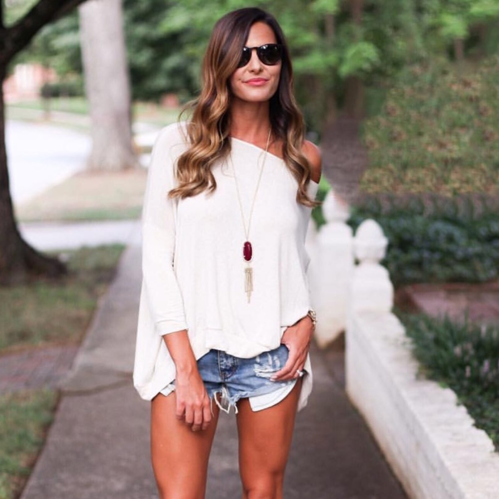 Quarter length sleeve top!